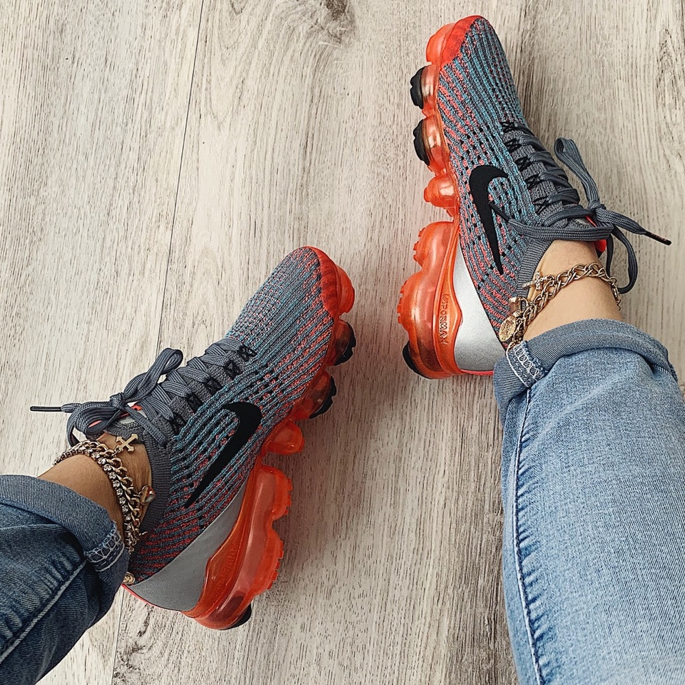 Nike air vapormax flyknit sneakers - Picture 4 of 8